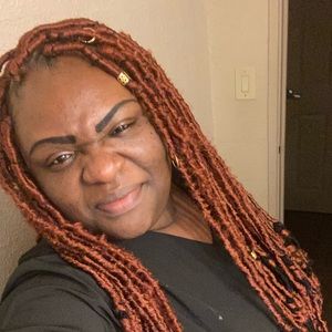 Meet your Posher, Shannon